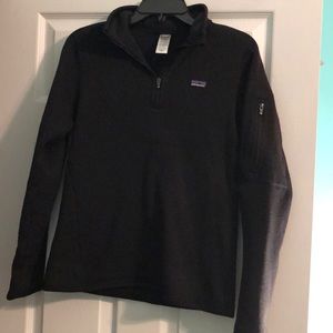 Black Patagonia pullover